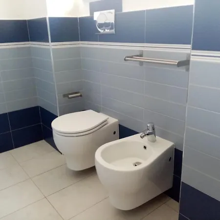 فندق مبيت وإفطار Andasi 3*